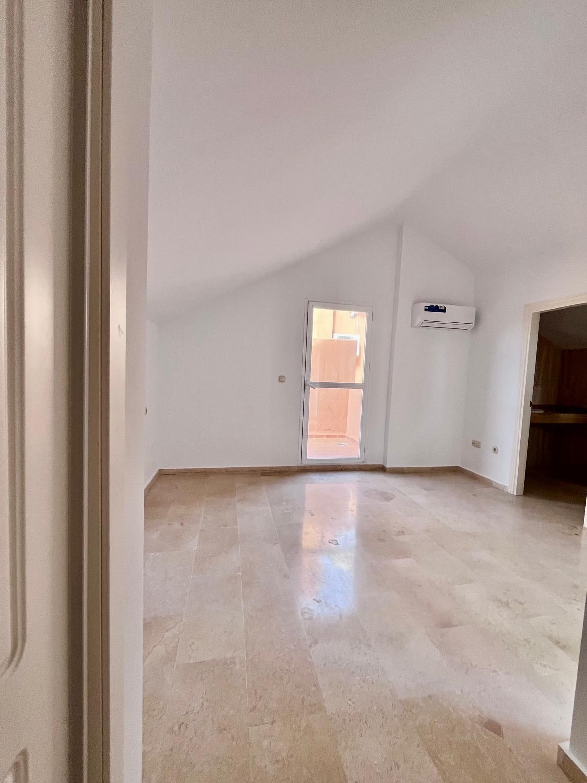 Apartamento com 2 quartos com piscina em Málaga, Espanha – Foto 19