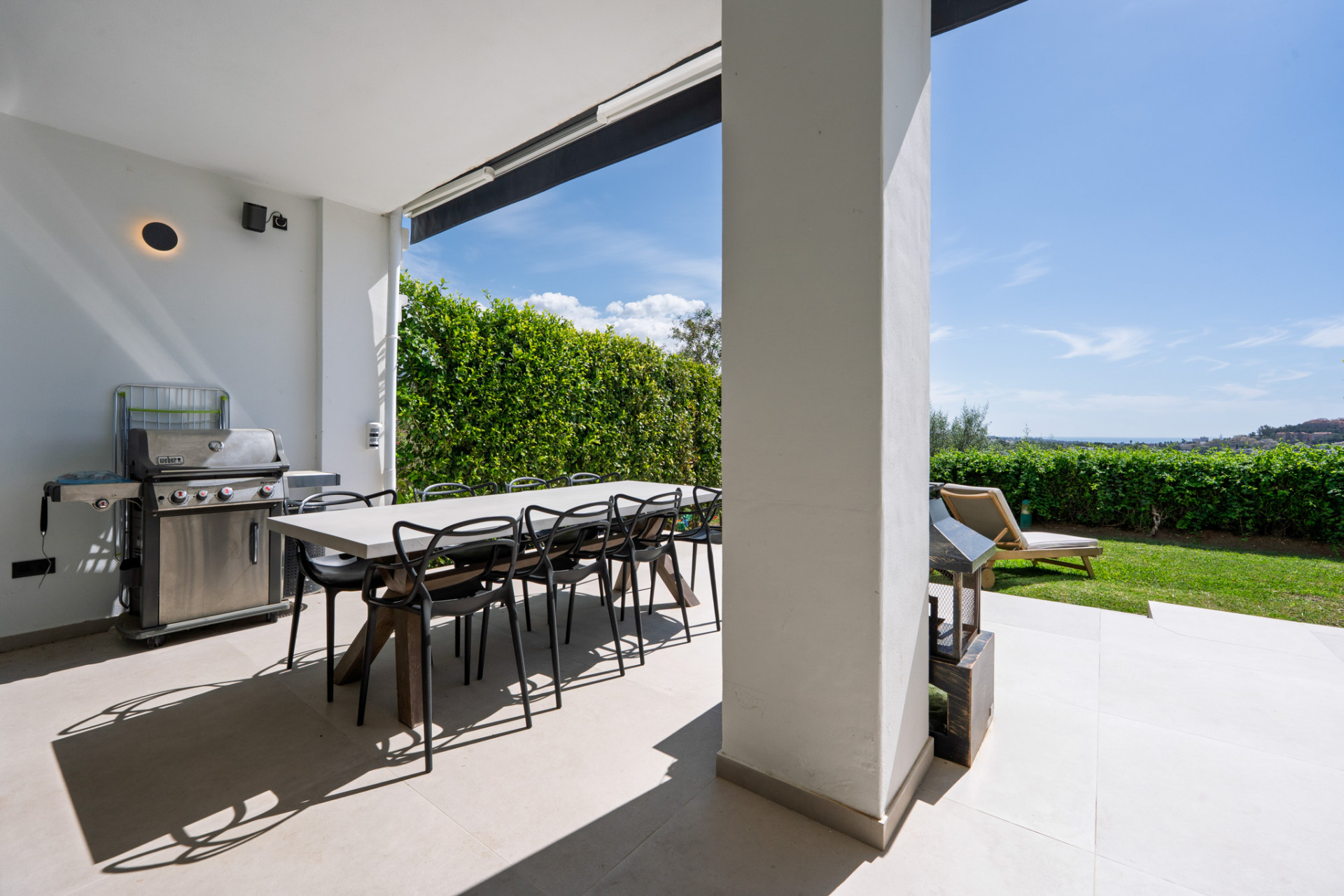 4 Bedroom Townhouse in Benahavís - Photo 12