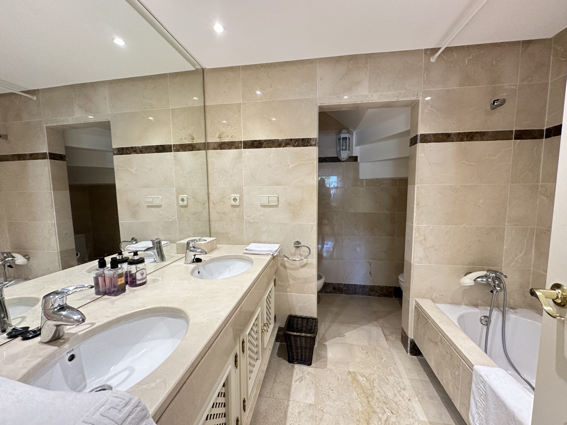 Apartamento com 3 quartos com piscina em Málaga, Espanha – Foto 22