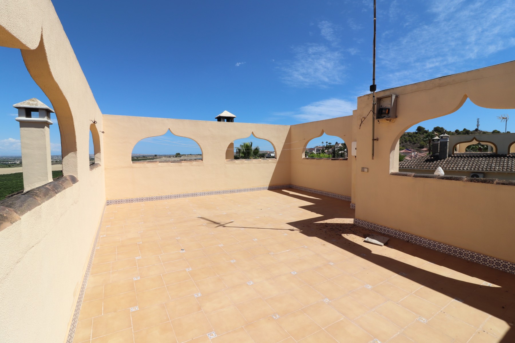 Moradia com 5 quartos com piscina em Alicante, Espanha – Foto 3
