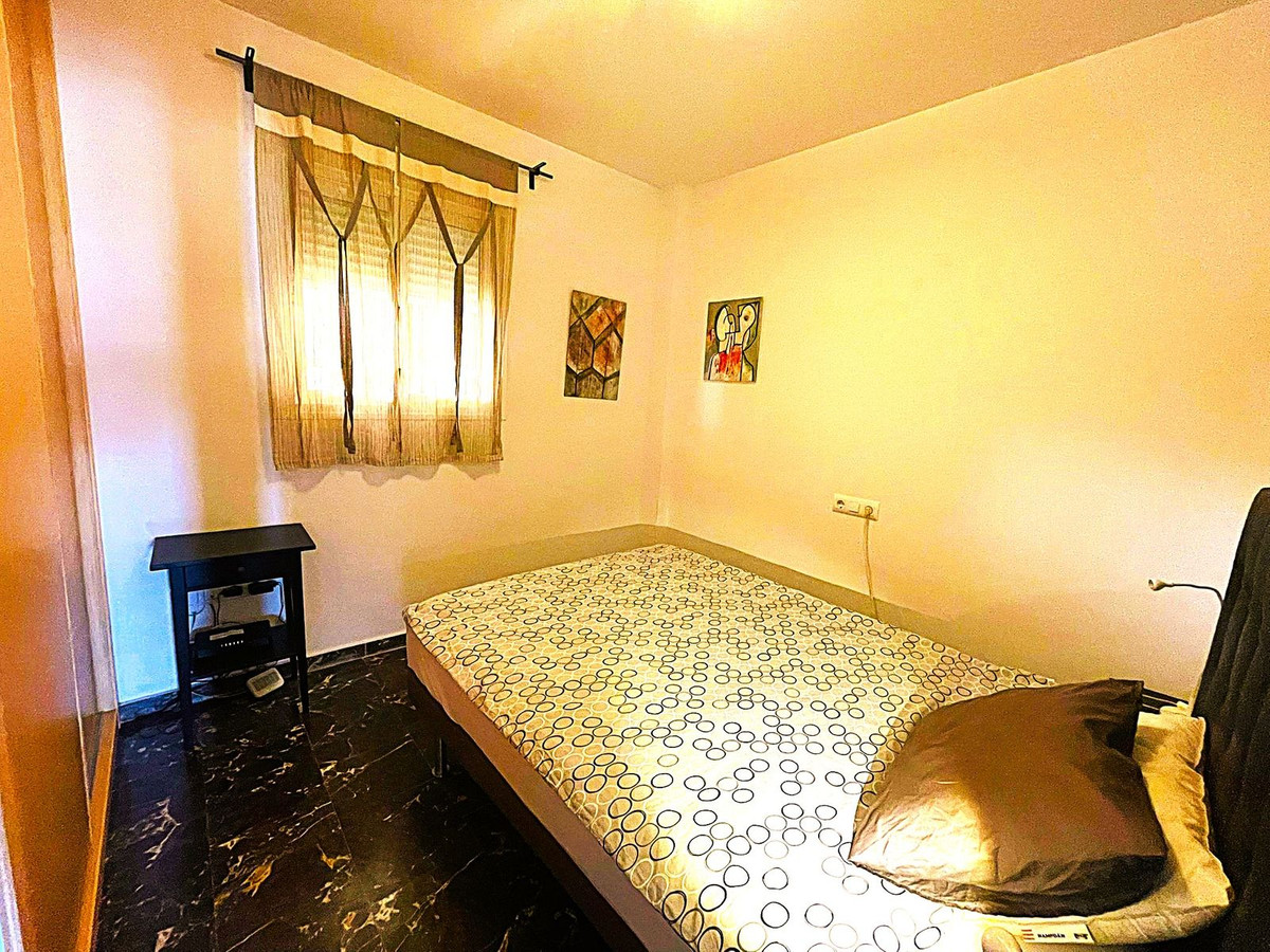 2 Bedroom Apartment in Fuengirola - Foto 13