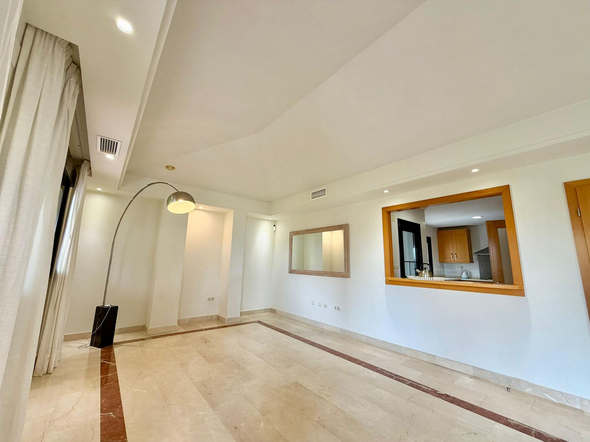 4 Bedroom Apartment in Marbella - Foto 6