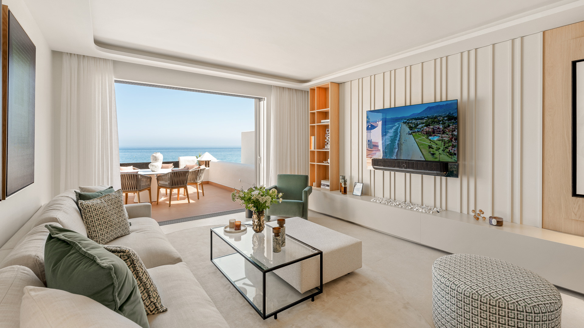 3 Bedroom Penthouse in Estepona - Photo 18
