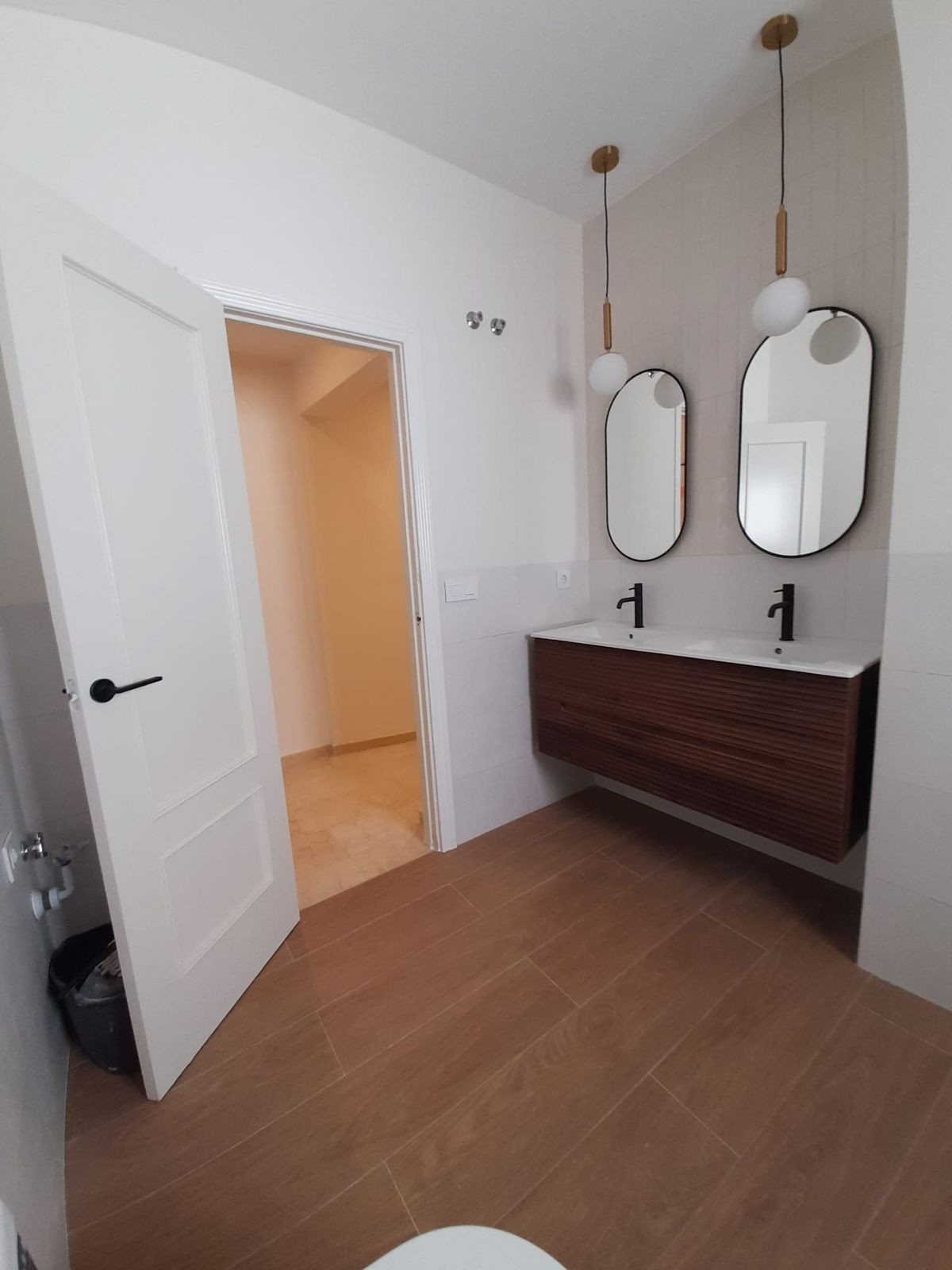 3 Bedroom Apartment in Málaga - Photo 11
