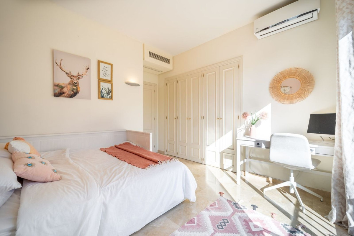 3 Bedroom Apartment in Benahavís - Foto 30
