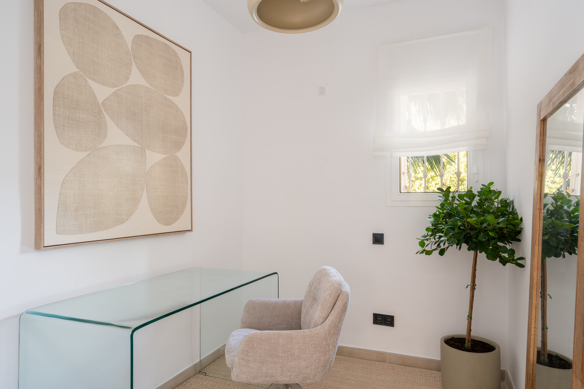 3 Bedroom Apartment in Marbella - Photo 6