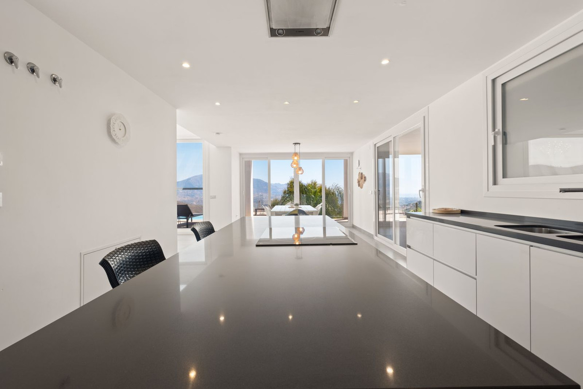 5 Bedroom Villa in Marbella - Foto 12