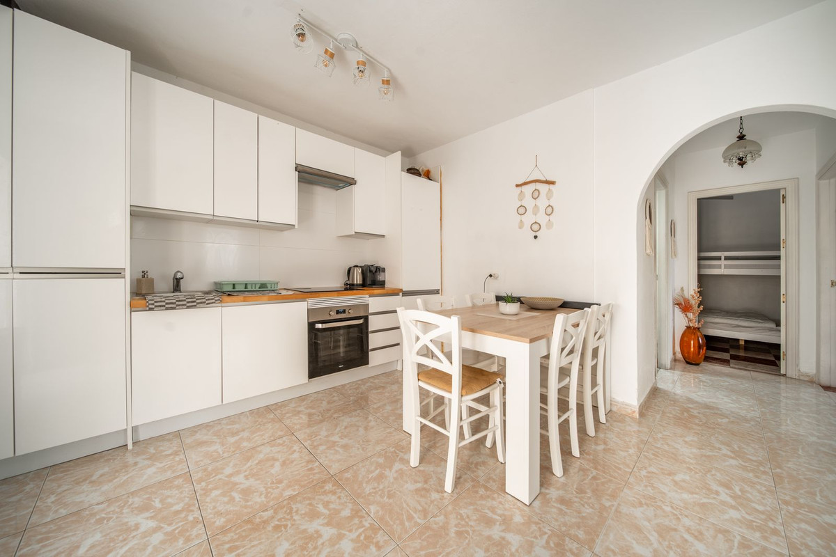 9 Bedroom Villa in Mijas - Photo 34