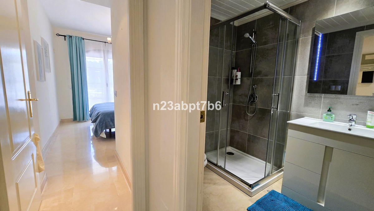3 Bedroom Apartment in Benahavís - Foto 14