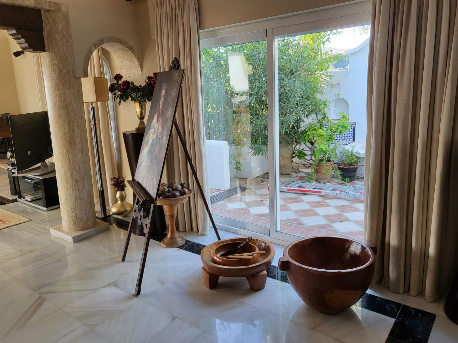 6 Bedroom Villa in Marbella - Photo 21