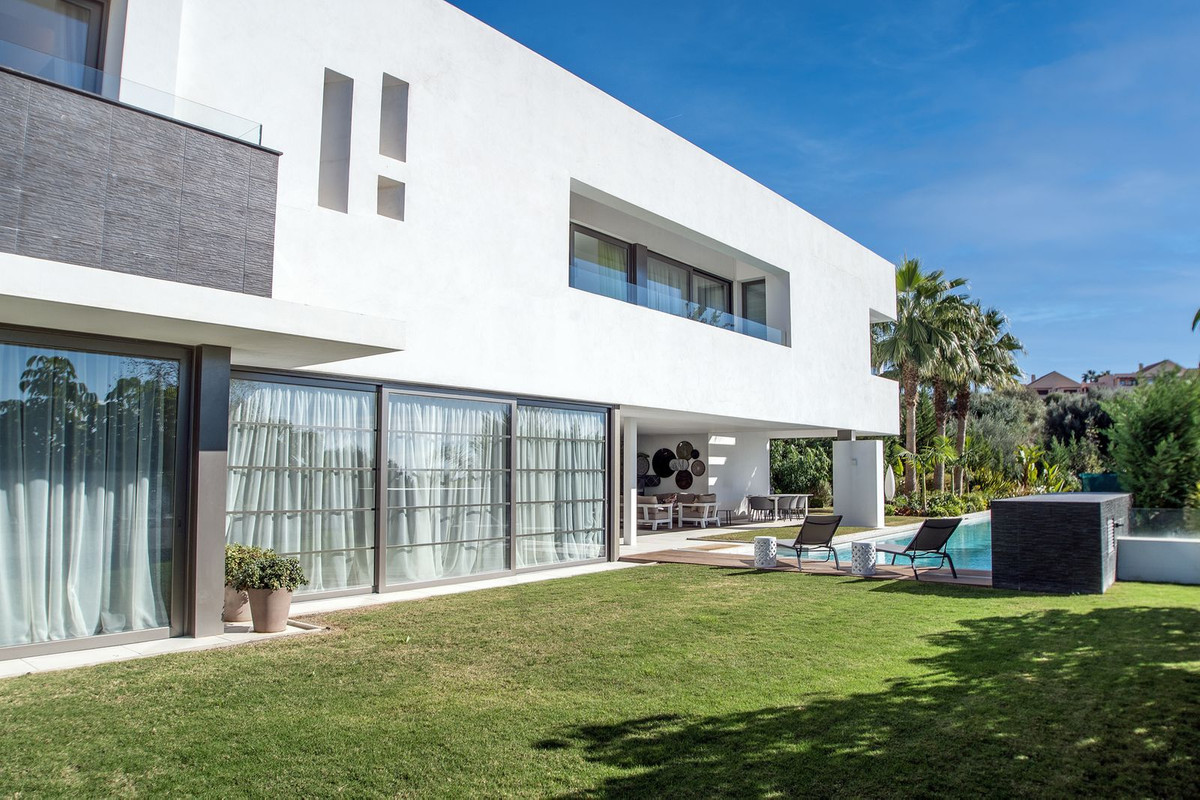 5 Bedroom Villa in Benahavís - Foto 2