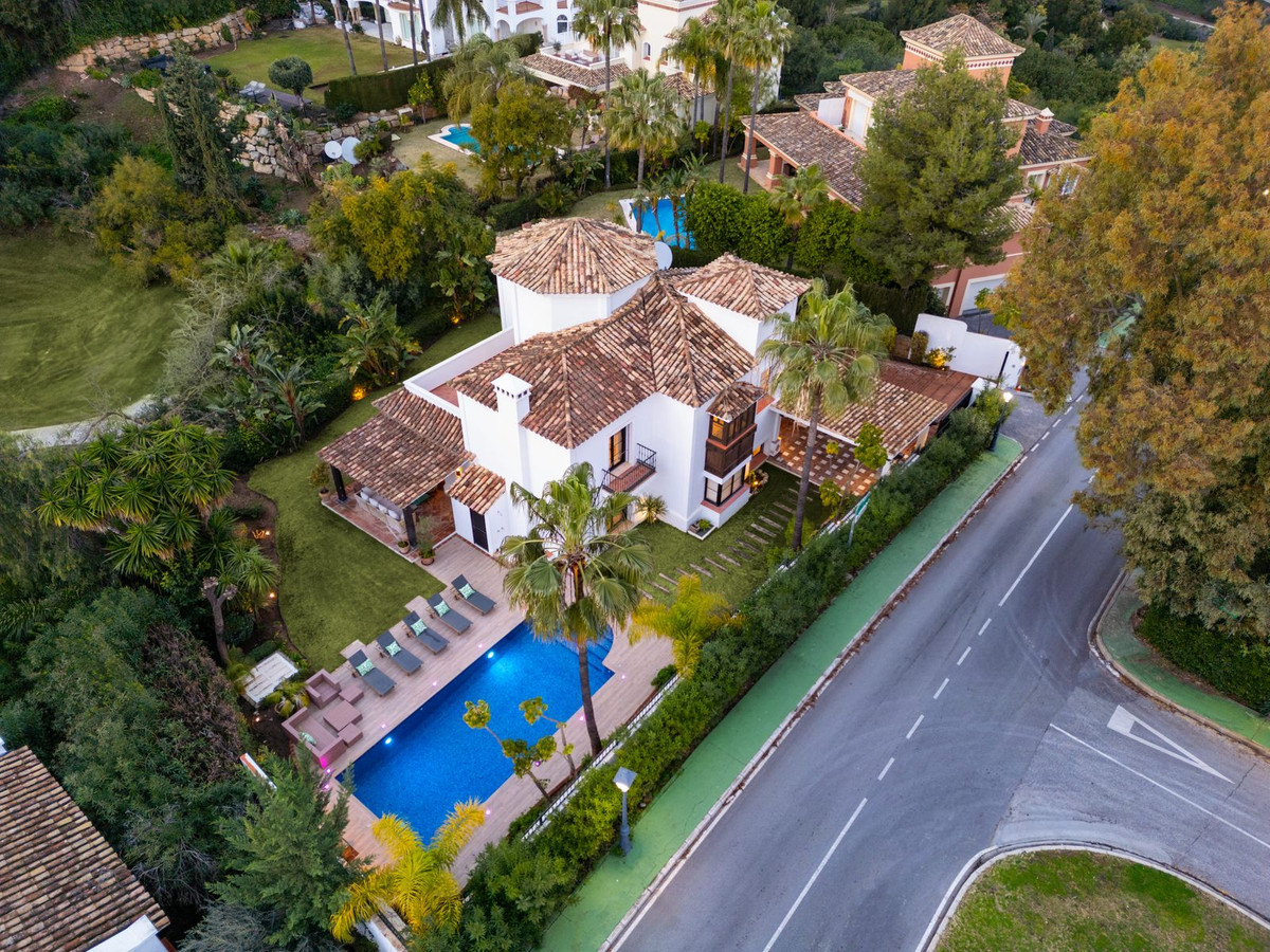 4 Bedroom Villa in Benahavís - Foto 24