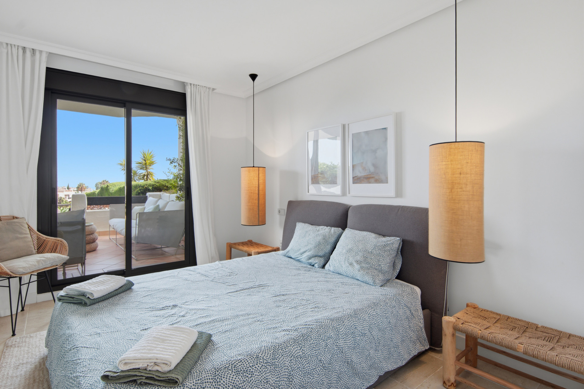 2 Bedroom Apartment in Estepona - Photo 12