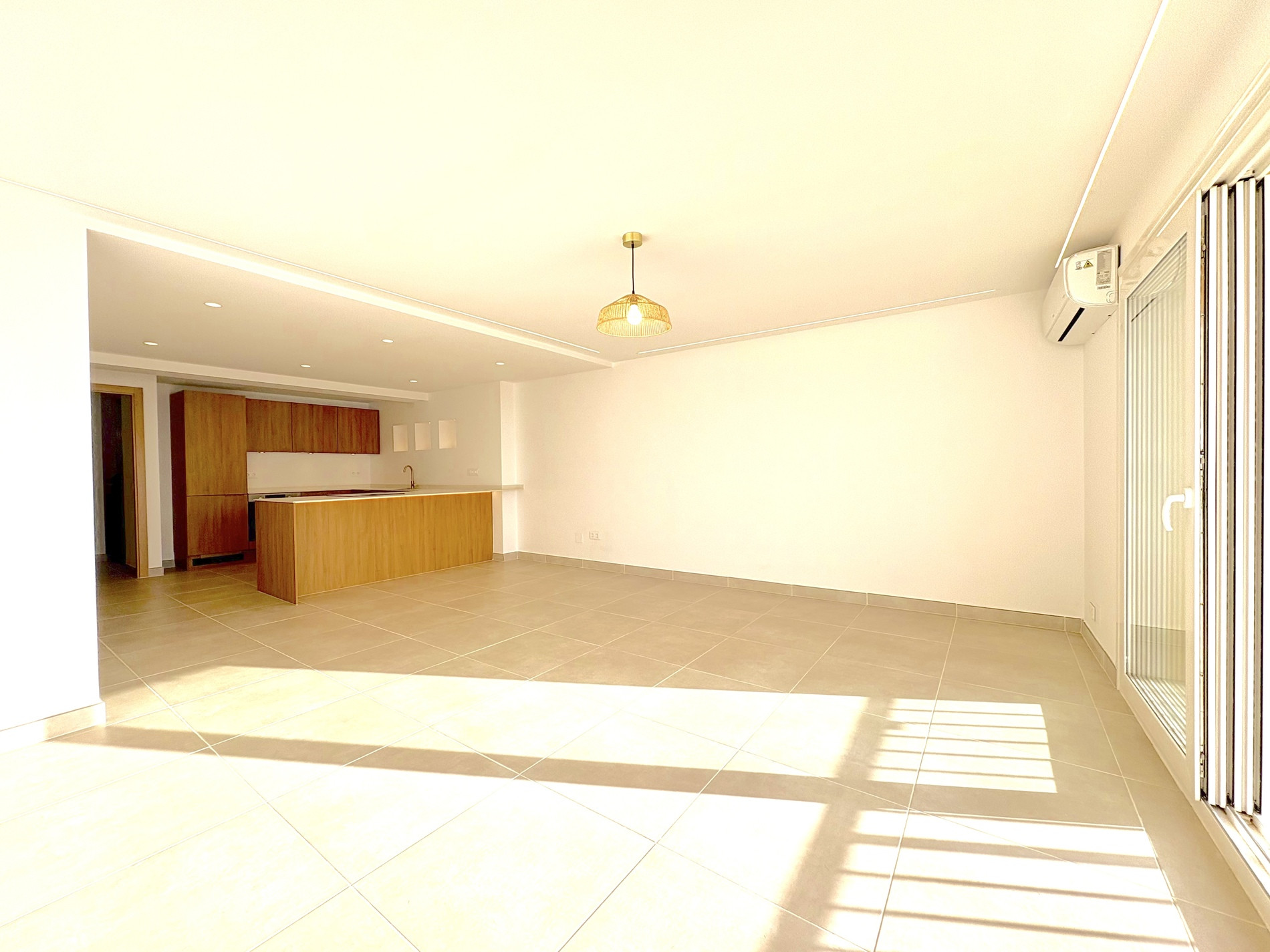 2 Bedroom Apartment in Fuengirola - Photo 9