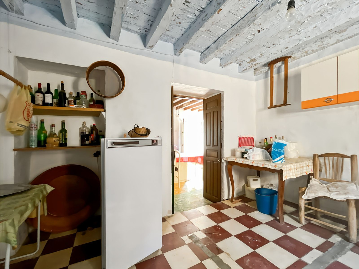 5 Bedroom Country house in Málaga - Photo 5