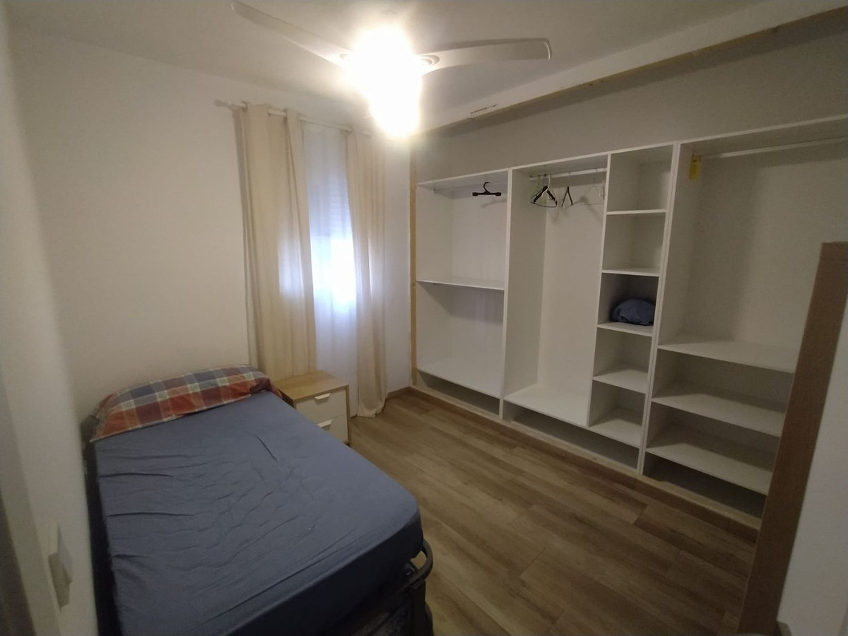 3 Bedroom Townhouse in San Pedro de Alcántara - Photo 8