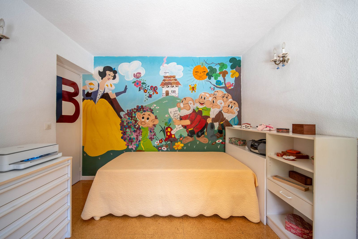 3 Bedroom Villa in Fuengirola - Photo 35