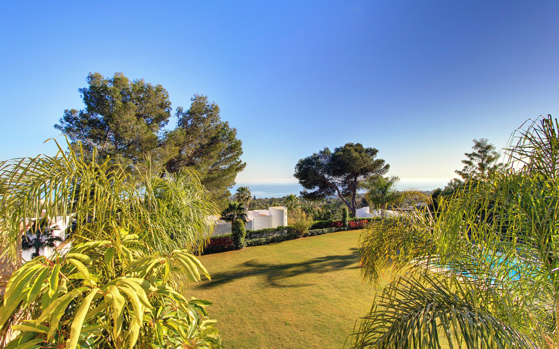 6 Bedroom Villa in Marbella - Photo 12