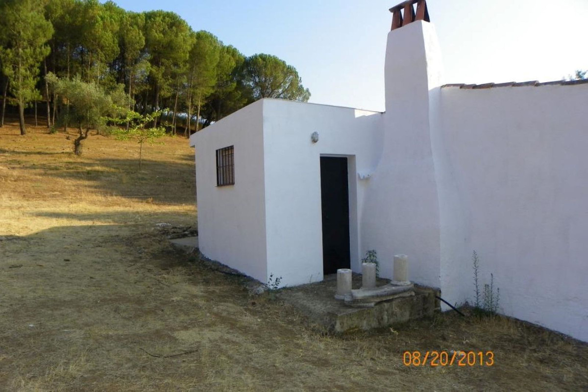 Espaço comercial com piscina em Huelva, Espanha – Foto 15