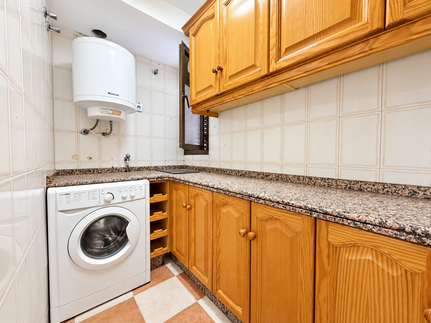 3 Bedroom Apartment in Fuengirola - Photo 4