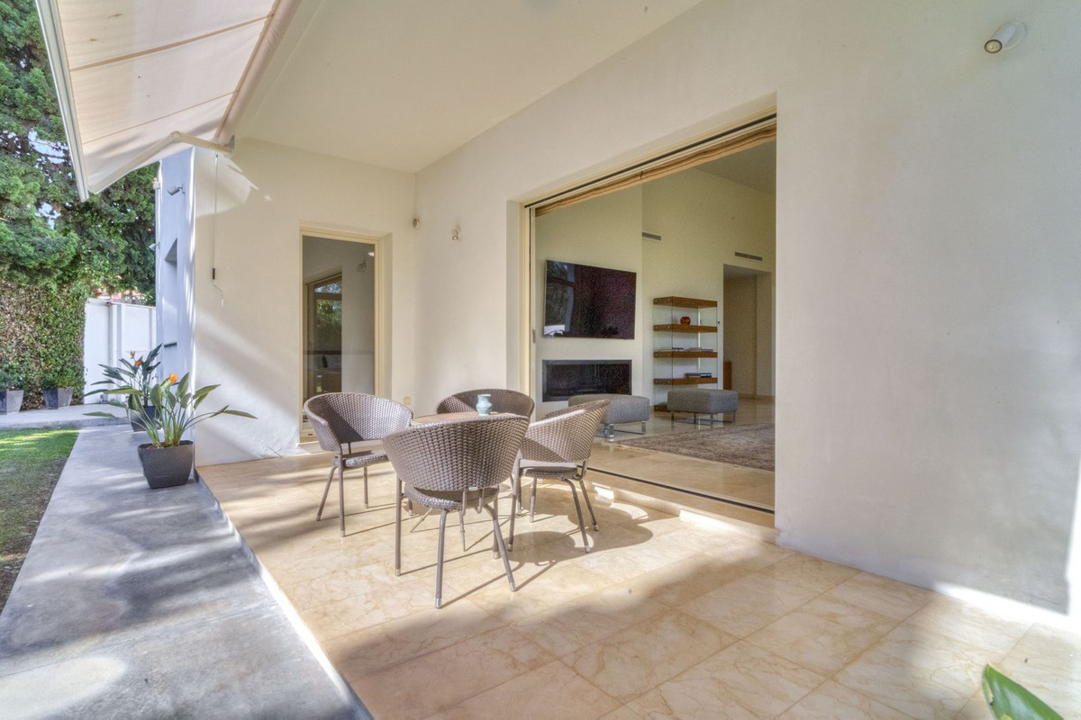 3 Bedroom Villa in San Pedro de Alcántara - Foto 32