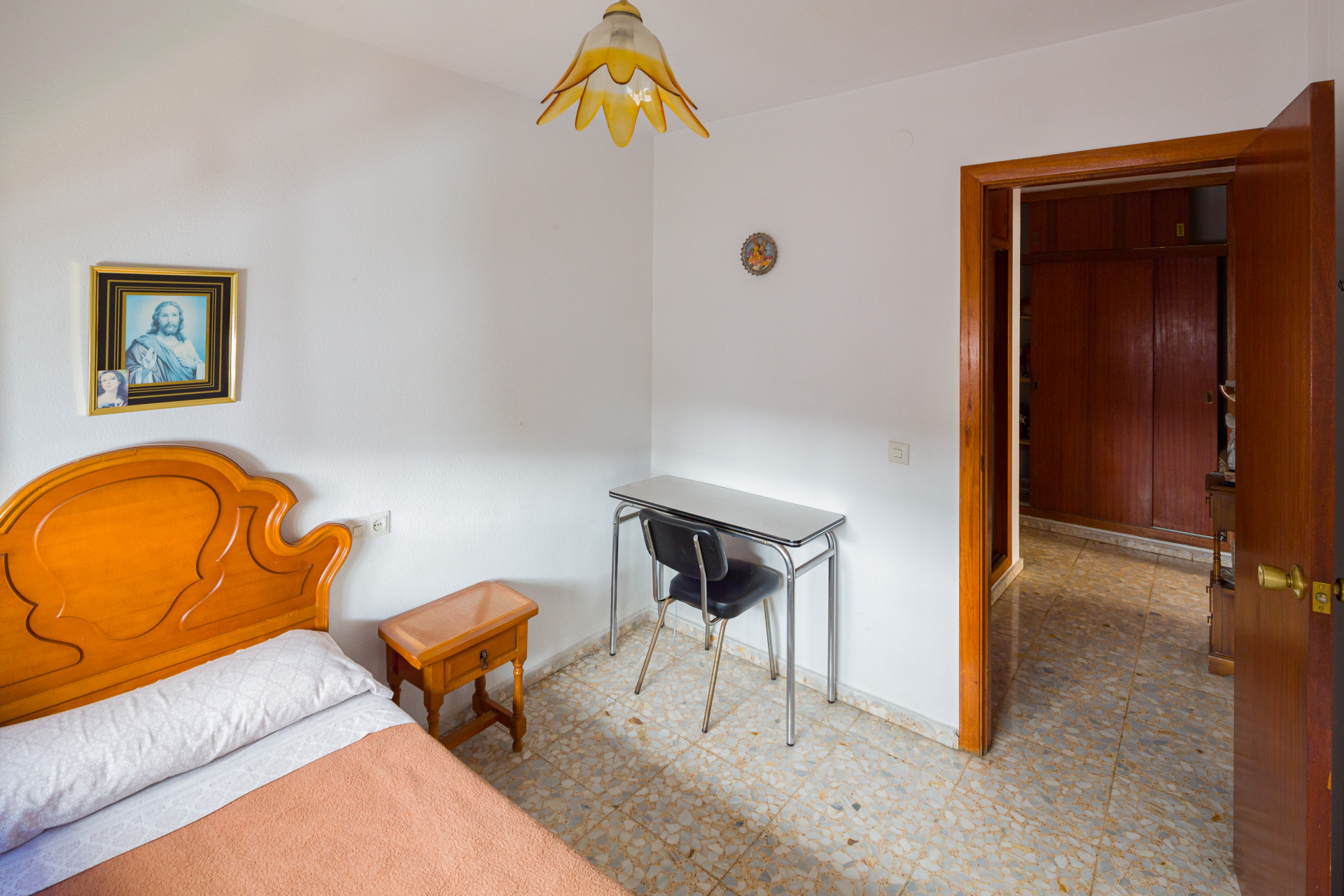 4 Bedroom Apartment in Marbella - Photo 13
