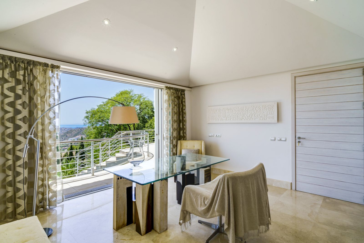 5 Bedroom Villa in Benahavís - Foto 18