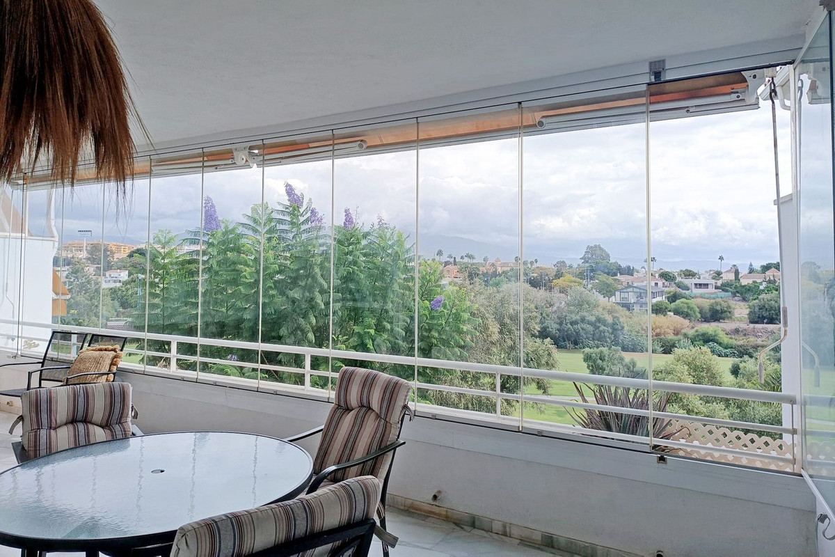 3 Bedroom Apartment in San Pedro de Alcántara - Photo 11