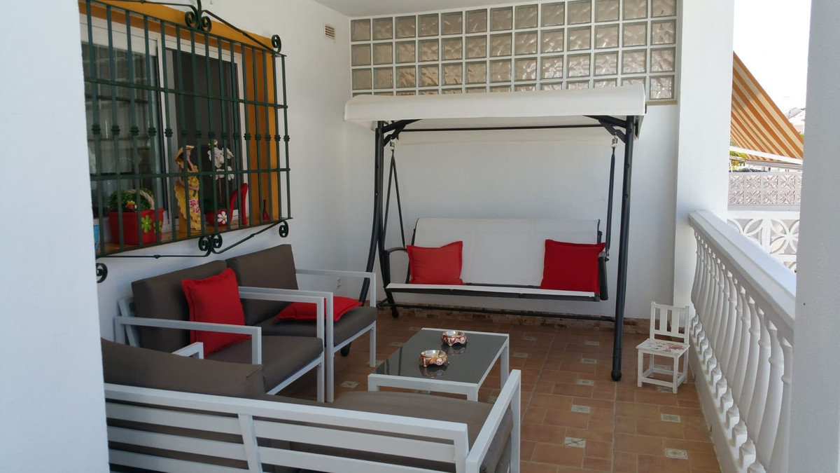 6 Bedroom Townhouse in San Pedro de Alcántara - Photo 16