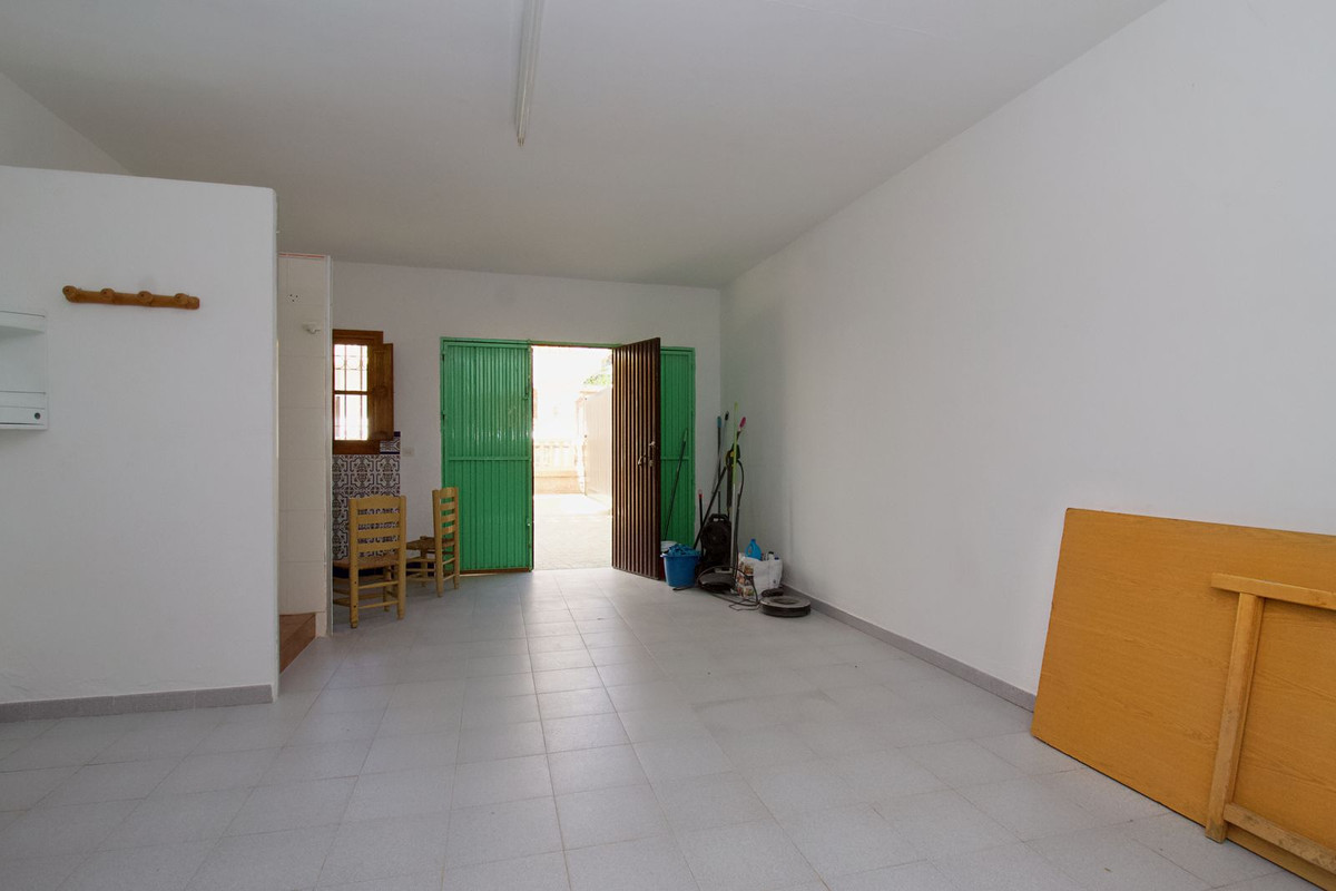 3 Bedroom Villa in Álora - Photo 37