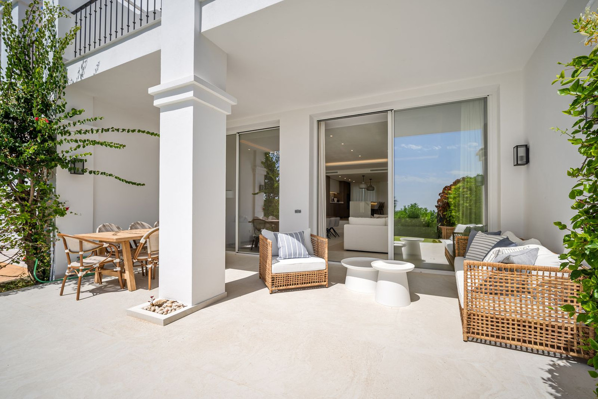 4 Bedroom Townhouse in Benahavís - Фото 10