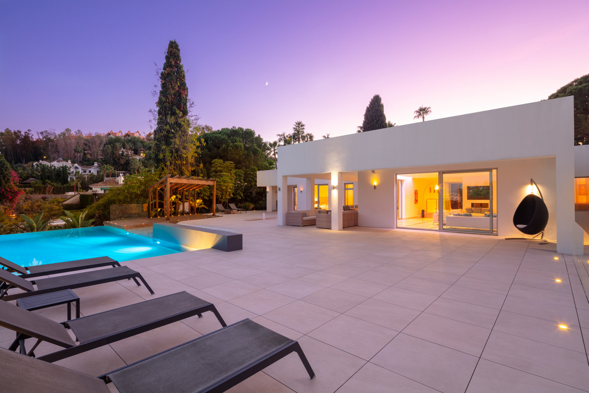 6 Bedroom Villa in Marbella - Photo 20