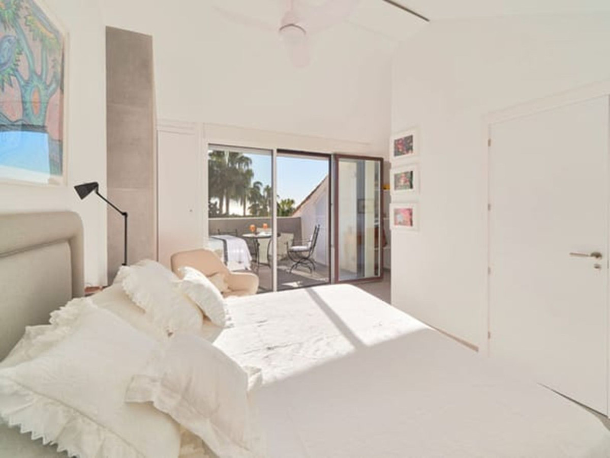 3 Bedroom Townhouse in Marbella - Photo 16
