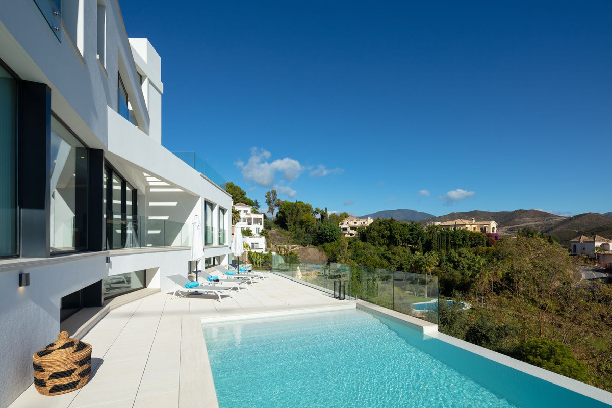 5 Bedroom Villa in Benahavís - Foto 3