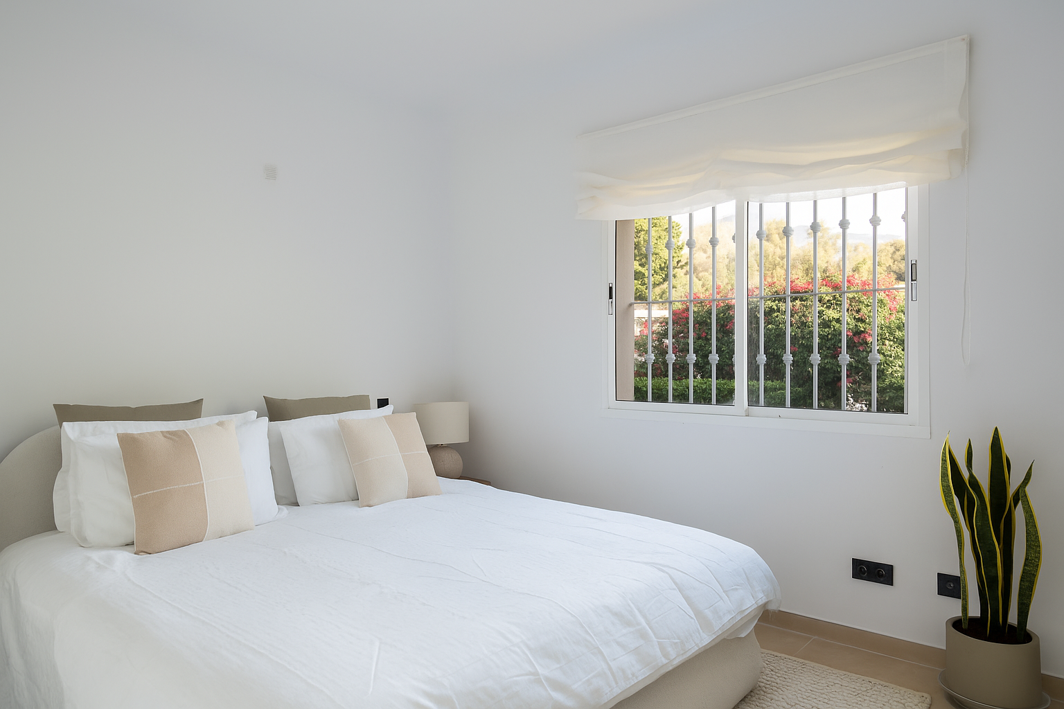 3 Bedroom Apartment in Marbella - Photo 12