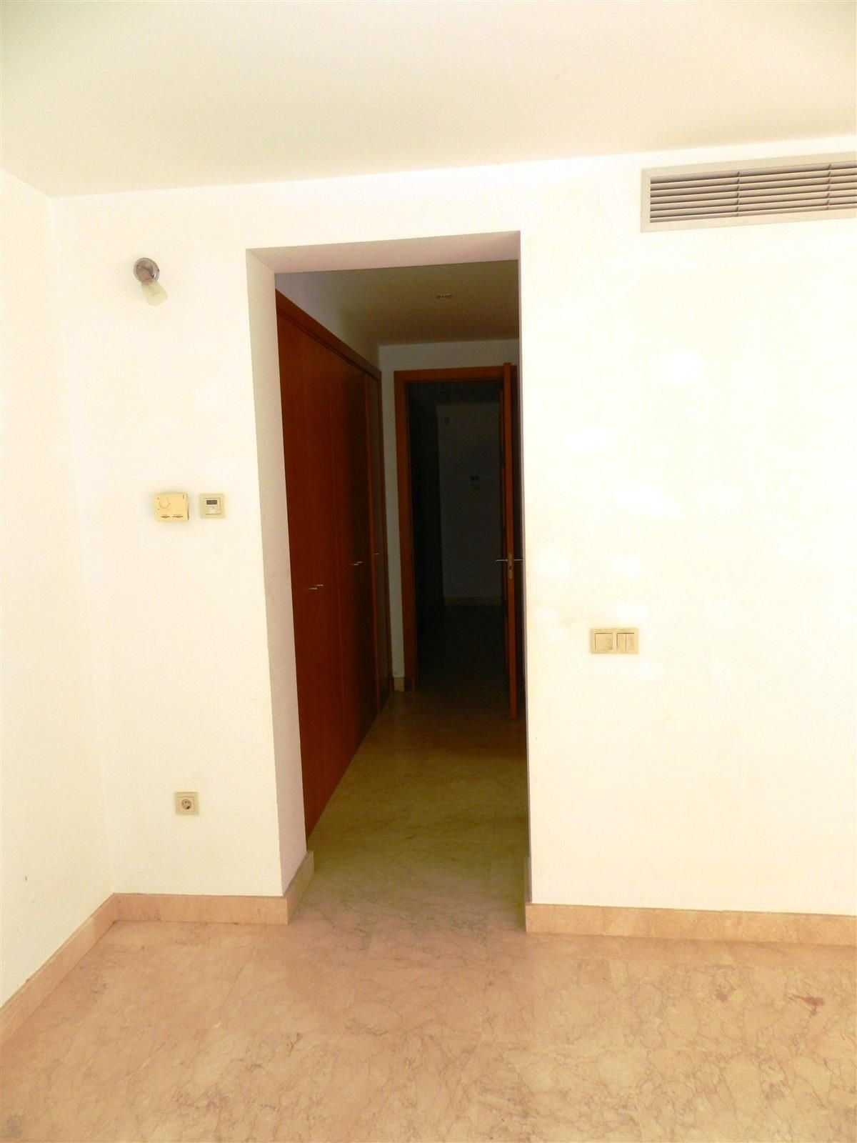 4 Bedroom Villa in Sotogrande - Photo 13