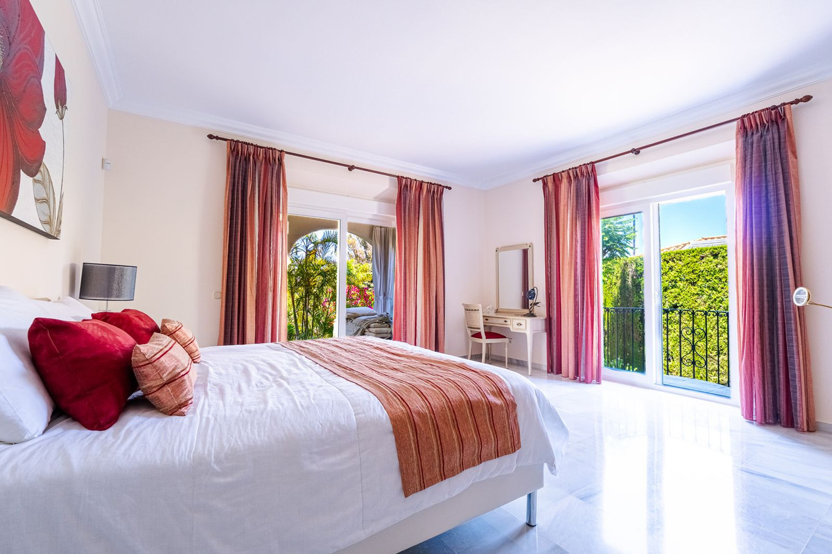 6 Bedroom Villa in Estepona - Foto 11