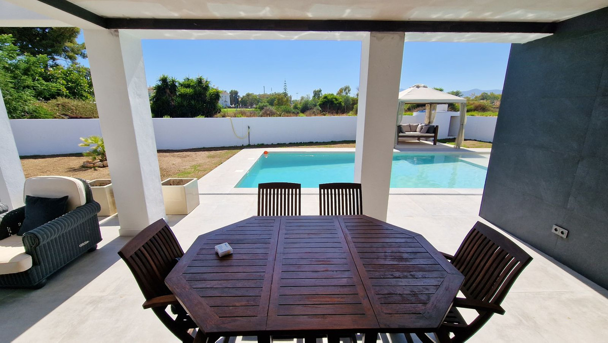 3 Bedroom Villa in San Pedro de Alcántara - Foto 23