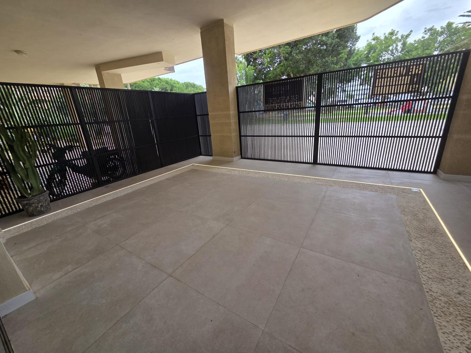 2 Bedroom Apartment in Fuengirola - Photo 4