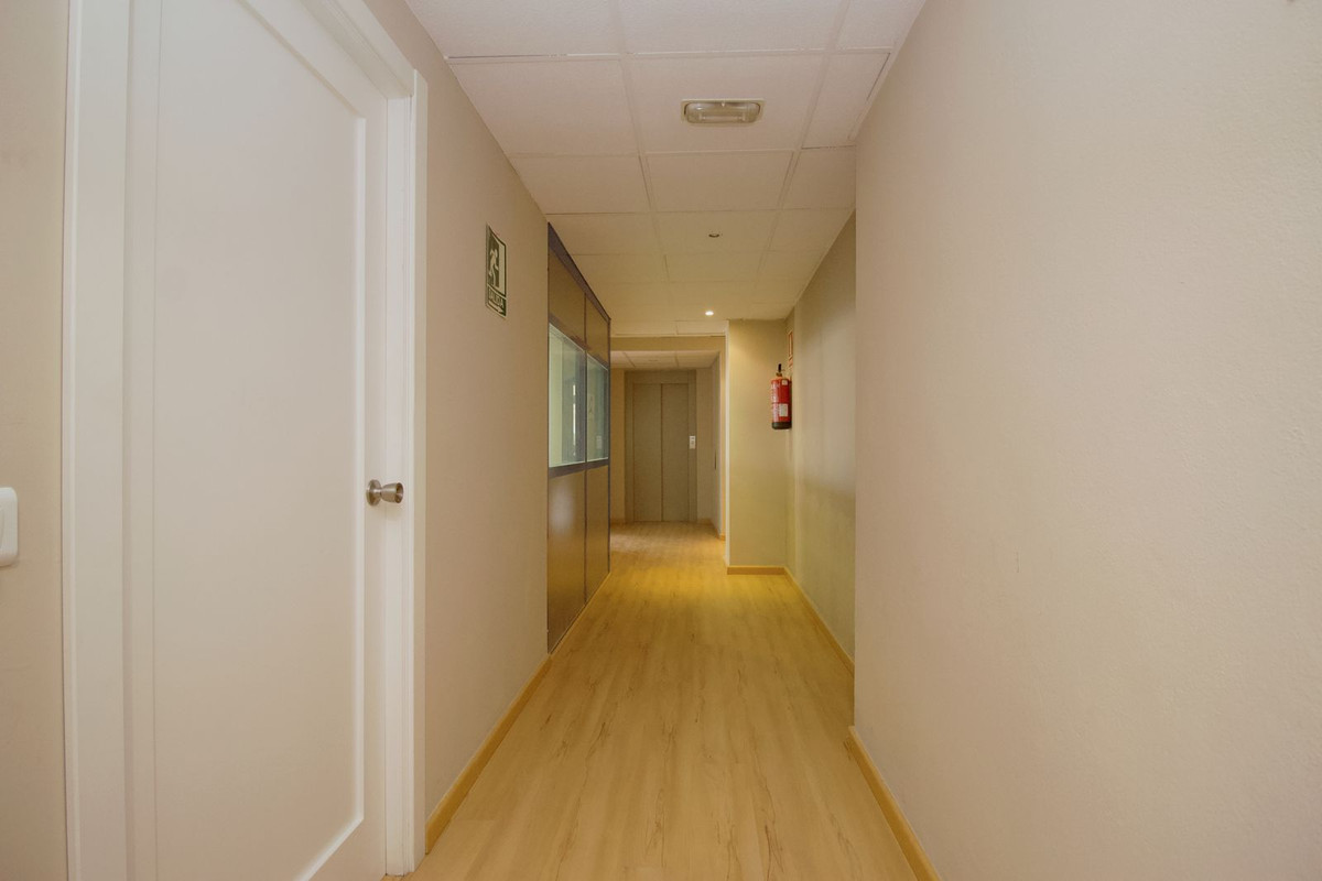 Locale commerciale a Malaga, Spagna – Foto 21