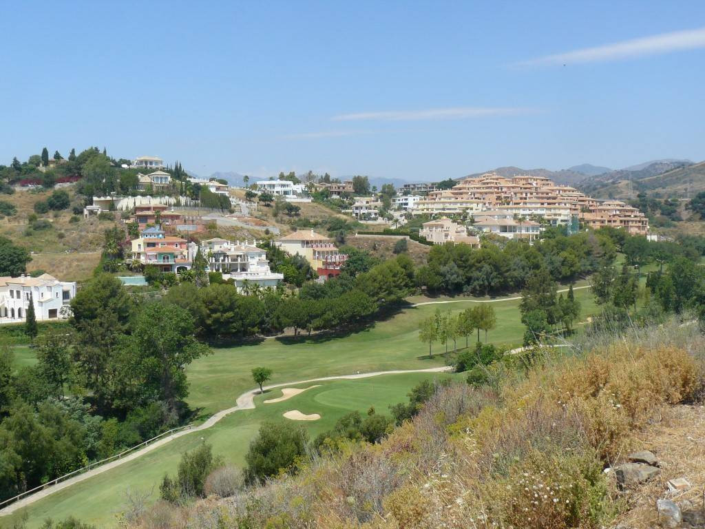Plot in Elviria