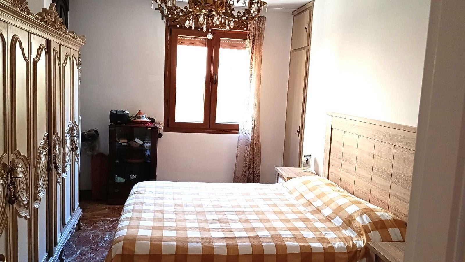4 Bedroom Apartment in Málaga - Photo 9