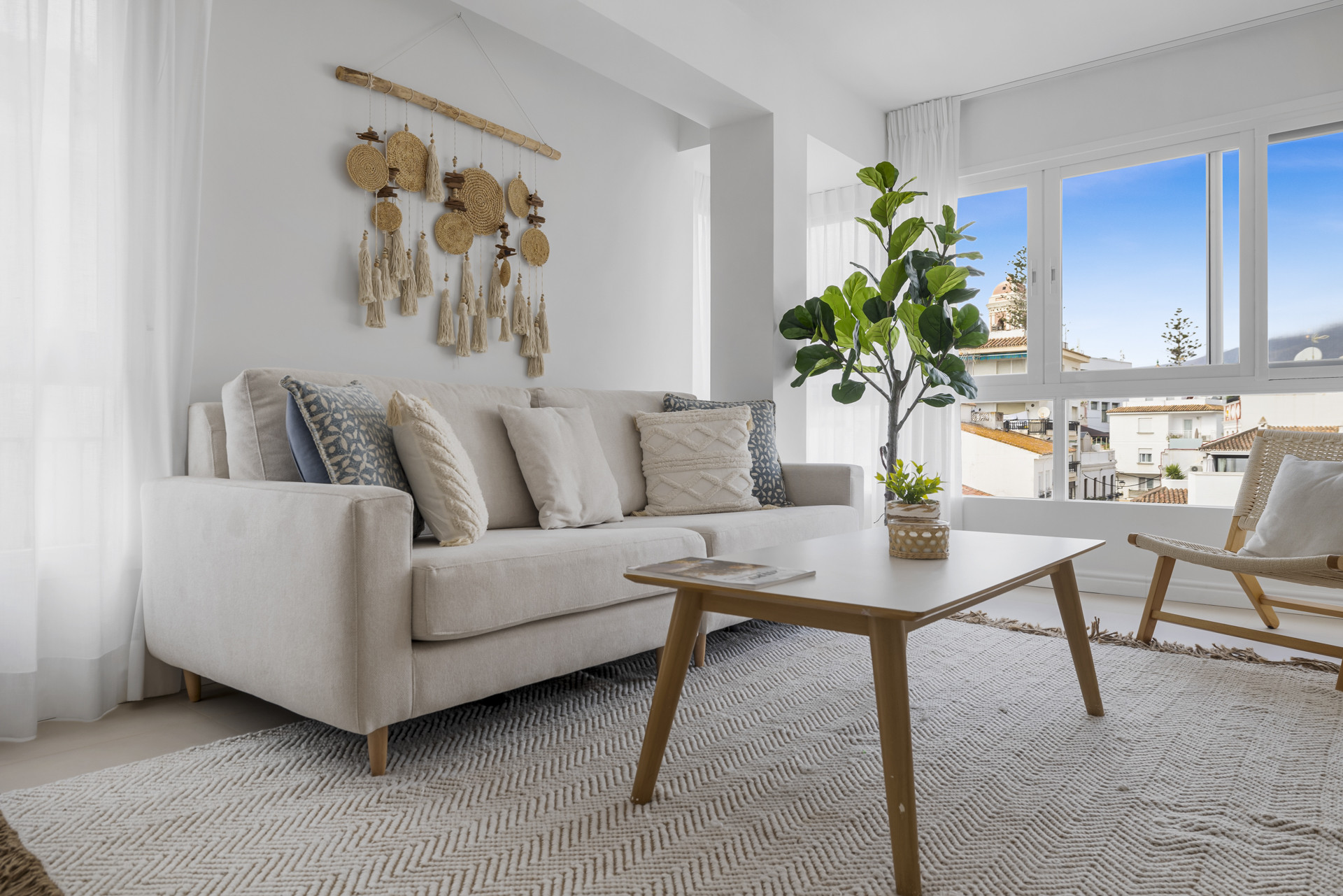 2 Bedroom Penthouse in Estepona - Photo 8