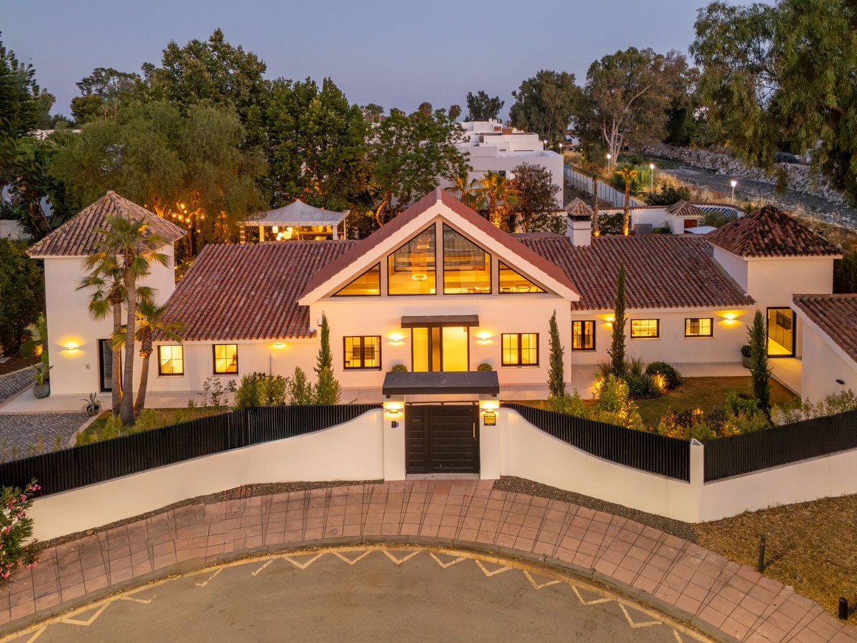5 Bedroom Villa in Marbella - Photo 63