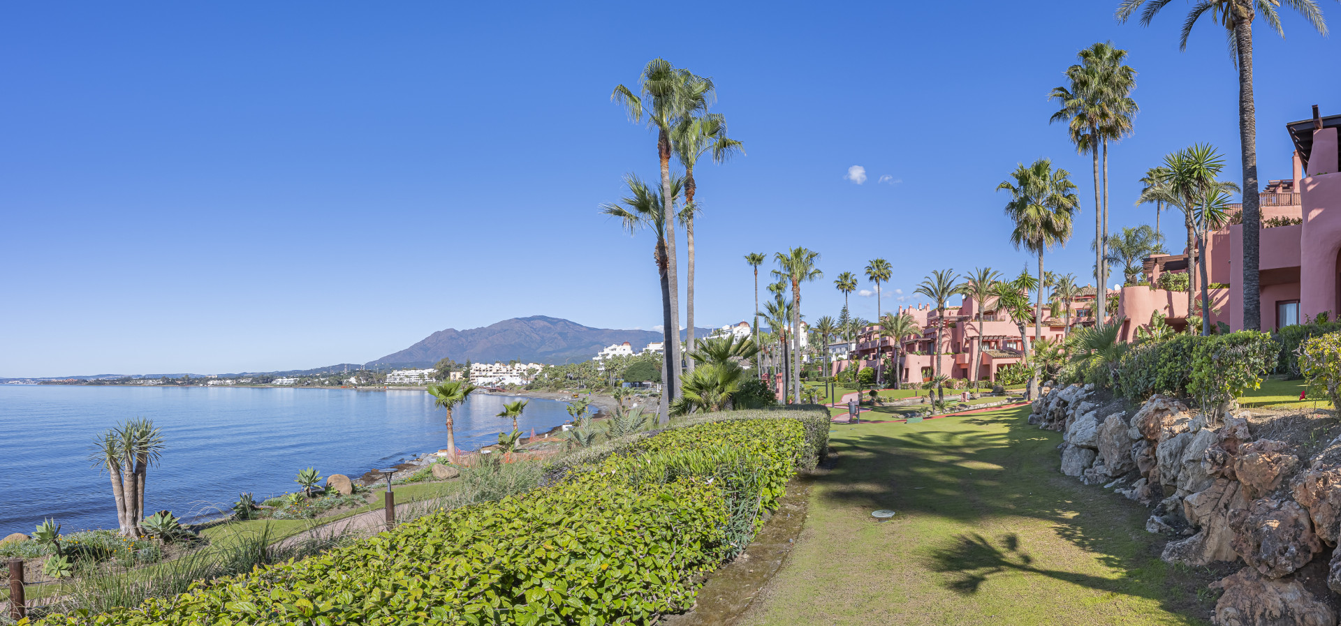3 Bedroom Apartment in Estepona - Foto 32