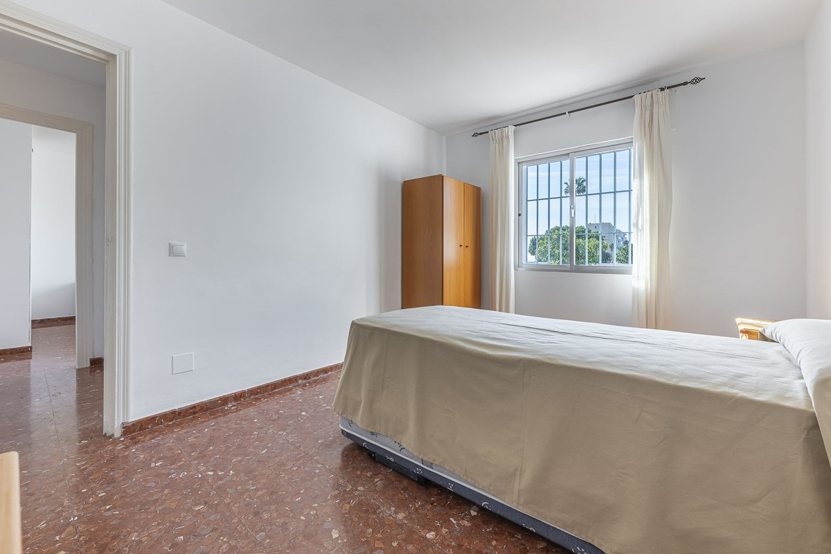 3 Bedroom Villa in Estepona - Photo 15