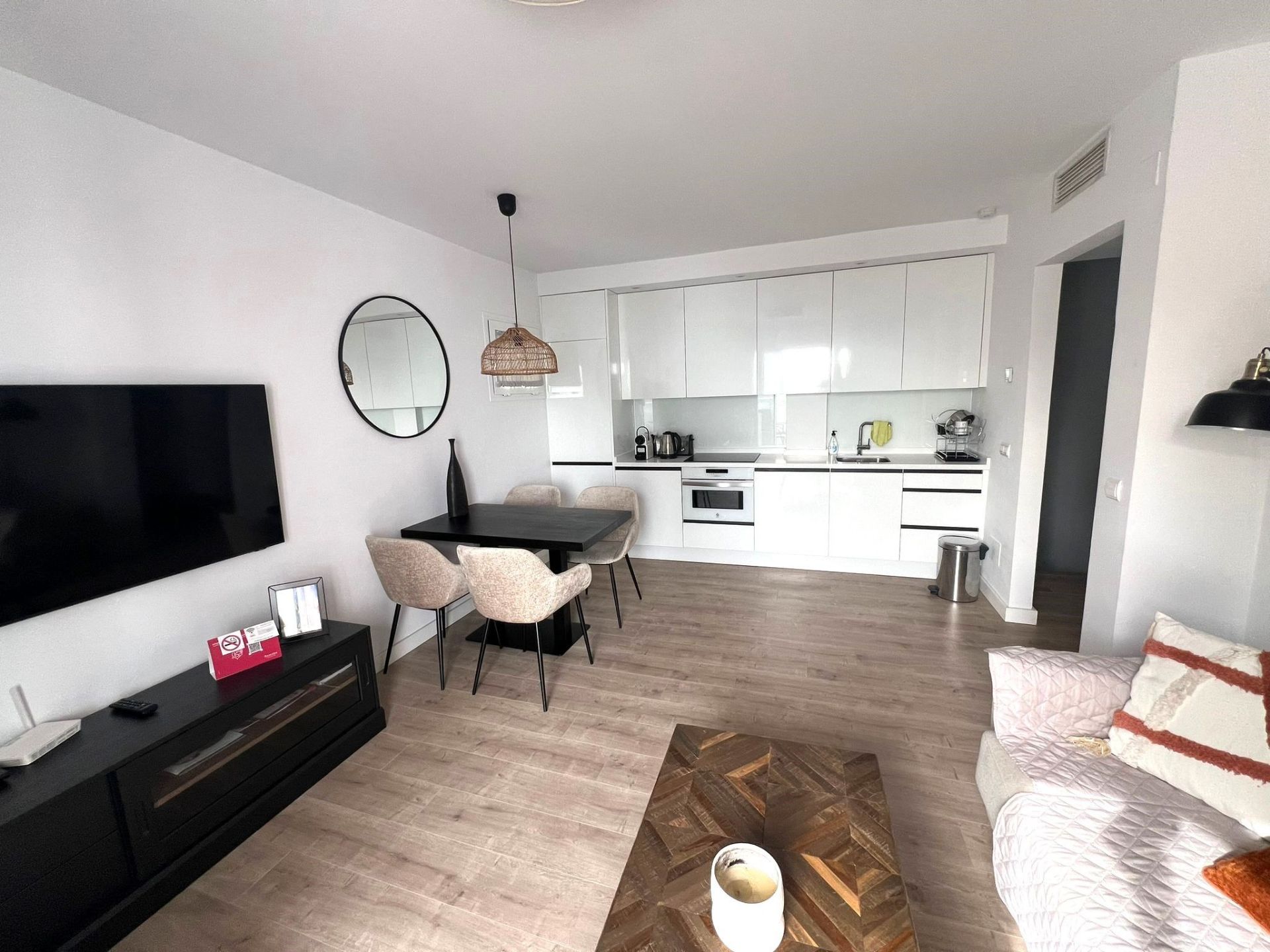 2 Bedroom Apartment in Fuengirola - Foto 2