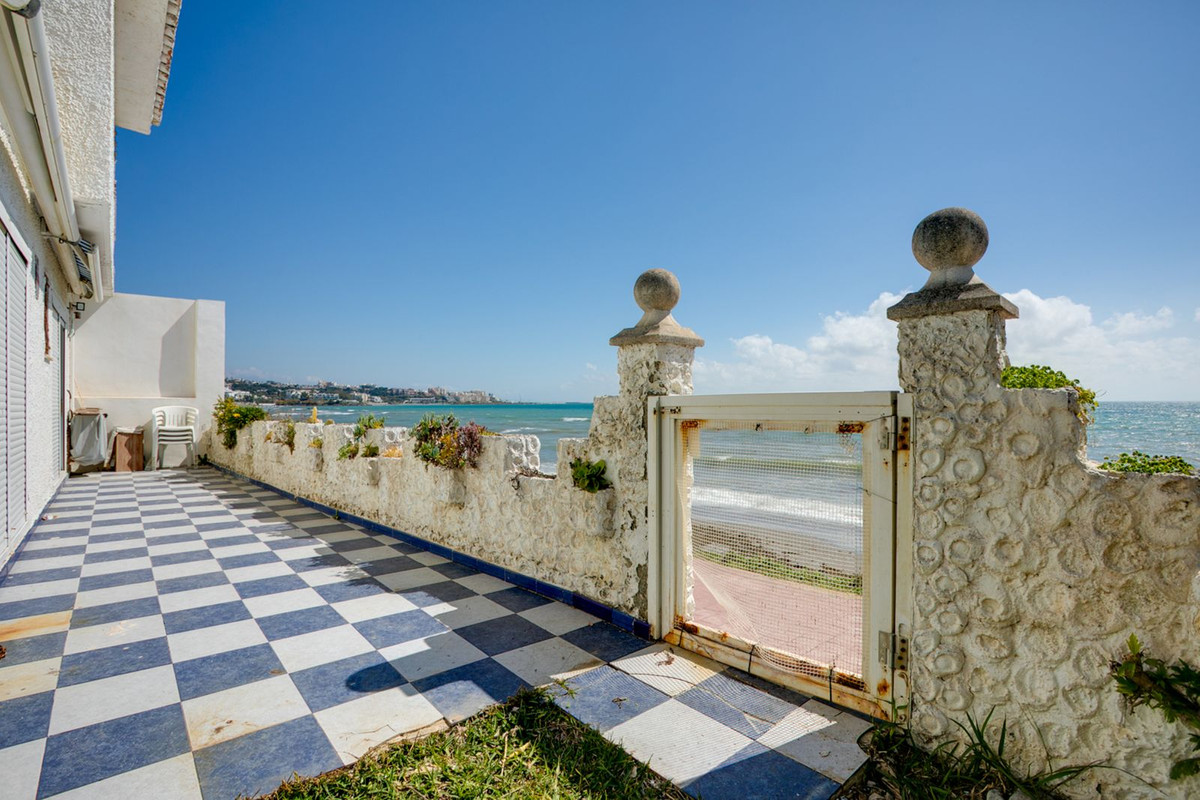 3 Bedroom Villa in Estepona - Фото 14