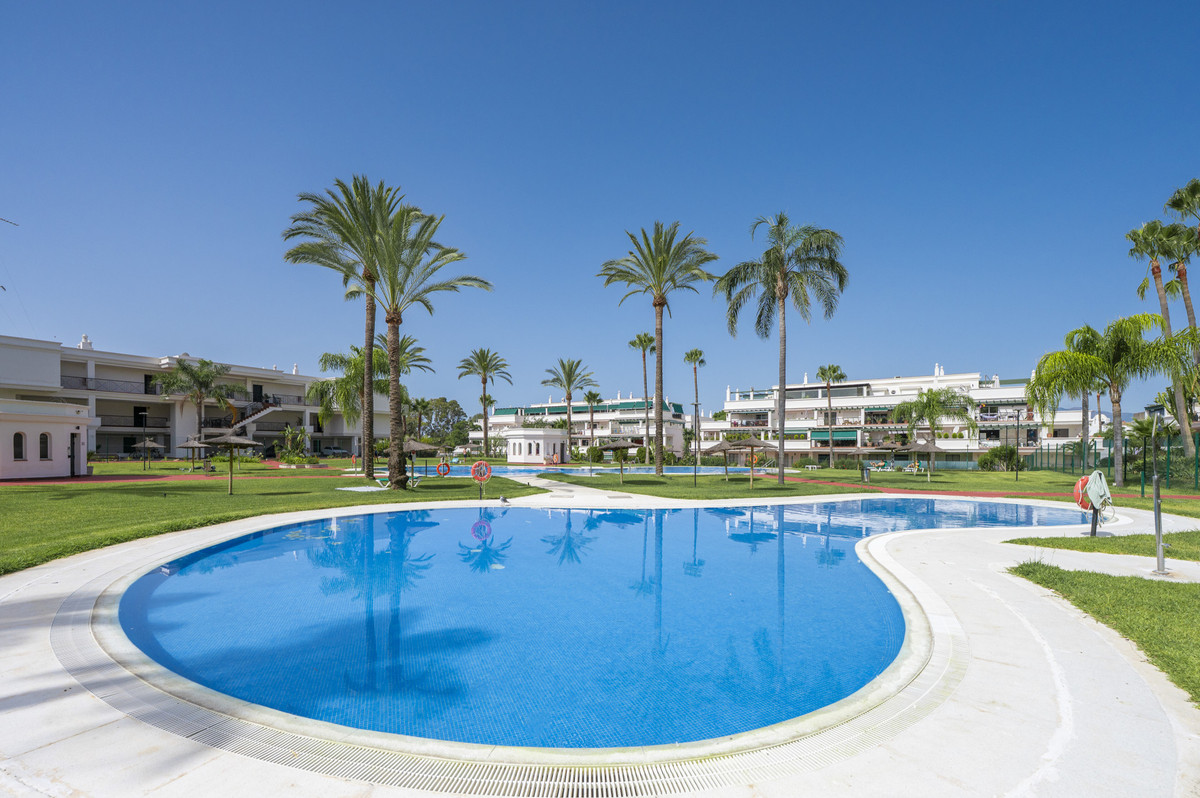 2 Bedroom Apartment in Marbella - Foto 16