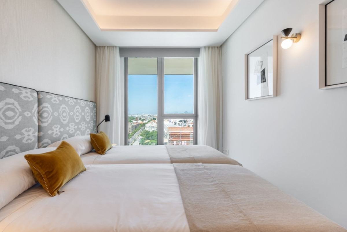 3 Bedroom Apartment in Málaga - Photo 21